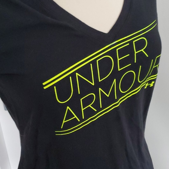 Under Armour Tee - Picture 2 of 4